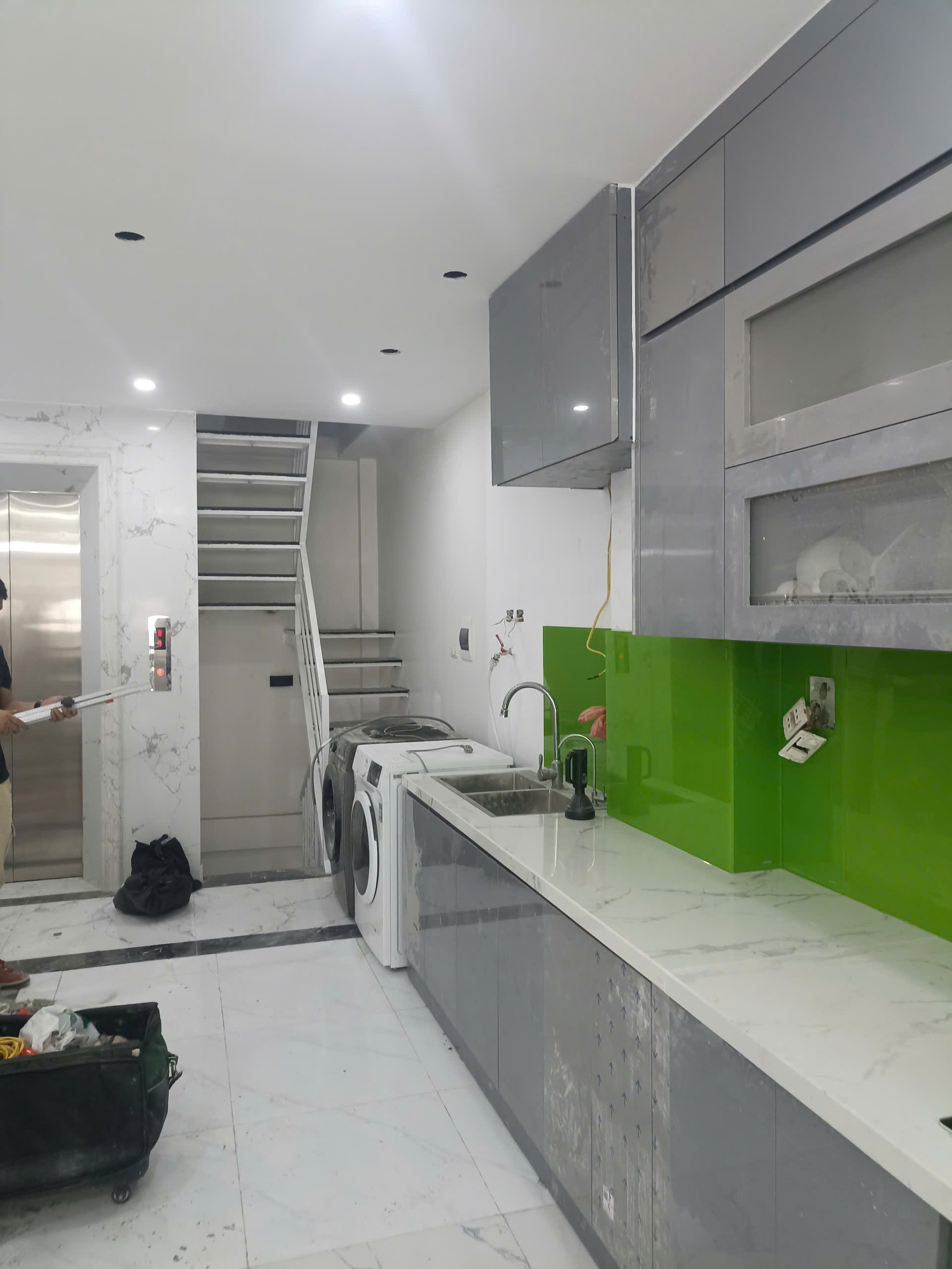 Hô biến tủ bếp chữ L thành tủ chữ I 3